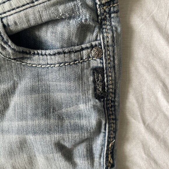 Silver Jeans Co. Suki Capri Light Wash Denim Womens W27 Western Glove Works - Picture 8 of 10